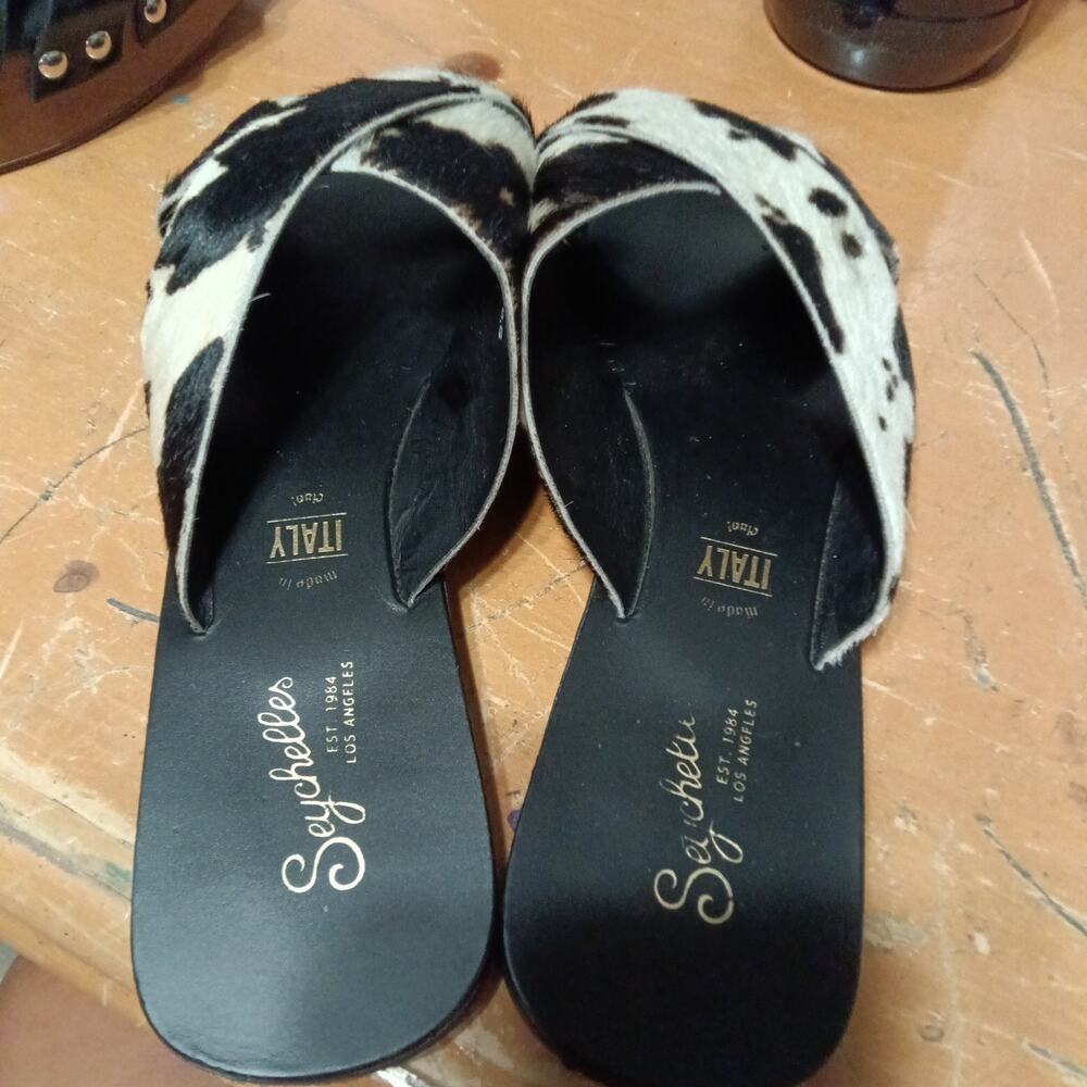 Seychelles Total Relaxation sandals in black and white cow print Sz. 8.5 - Picture 3 of 7